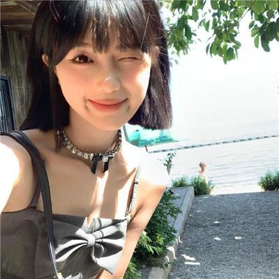 青山不墨